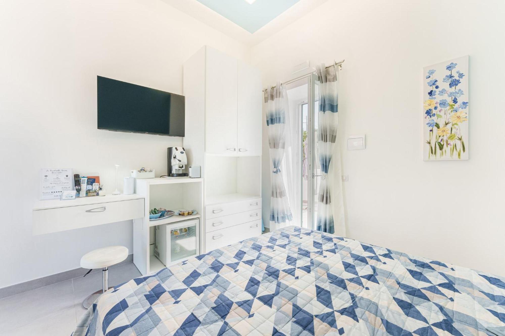 Le Rondinelle Rooms Procida Exteriör bild