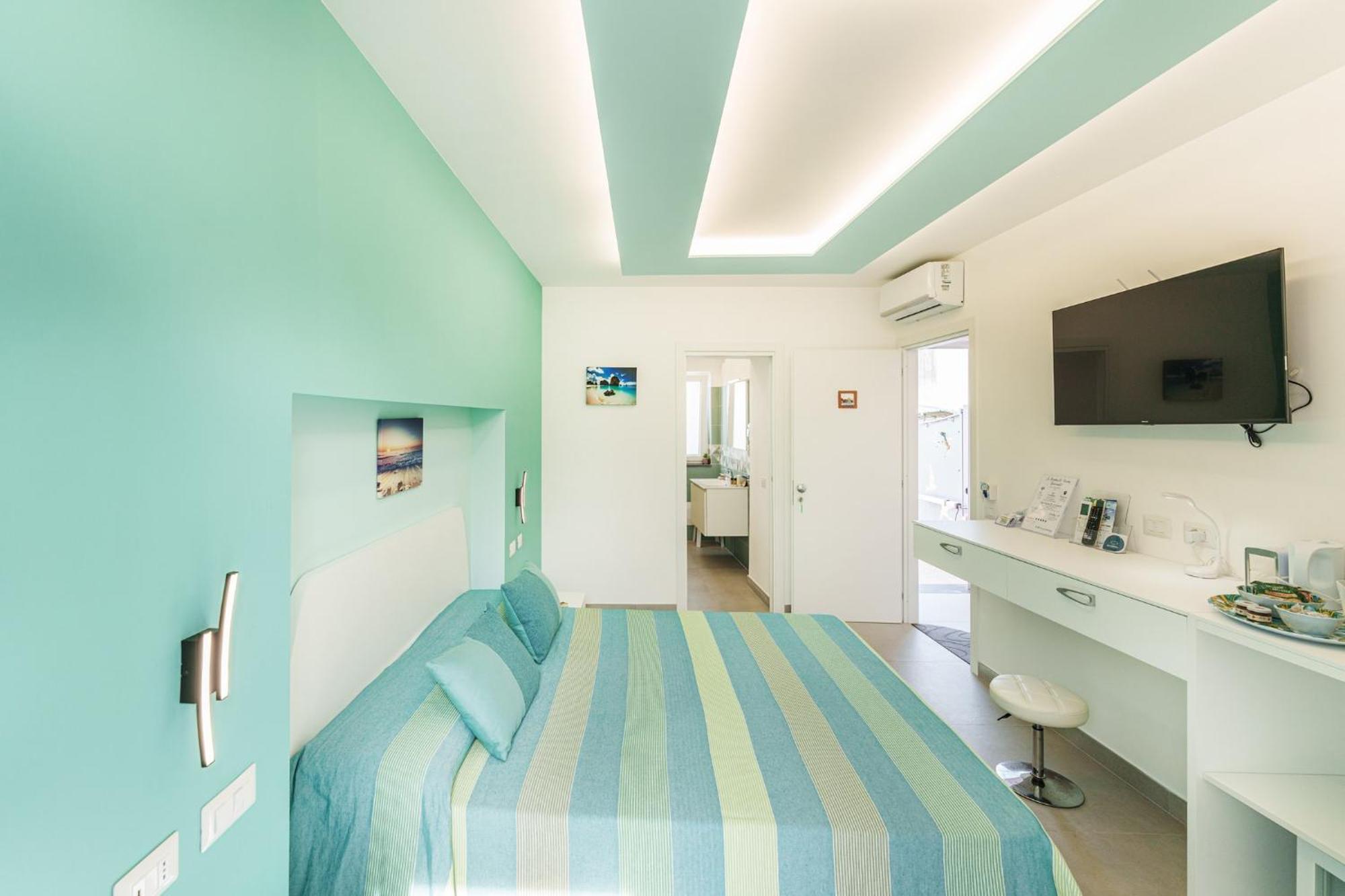 Le Rondinelle Rooms Procida Exteriör bild